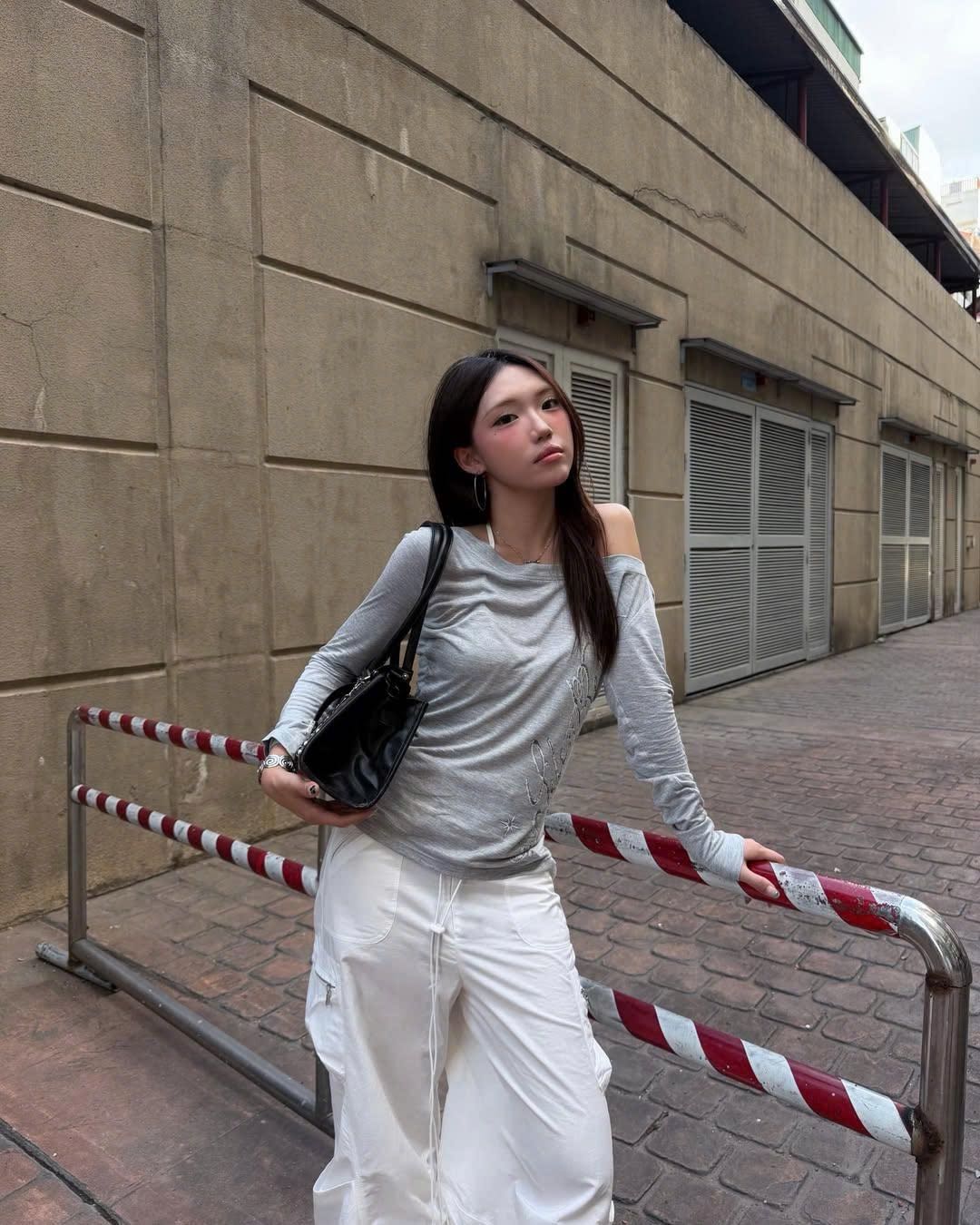 Hạnh Vy · Schannel
